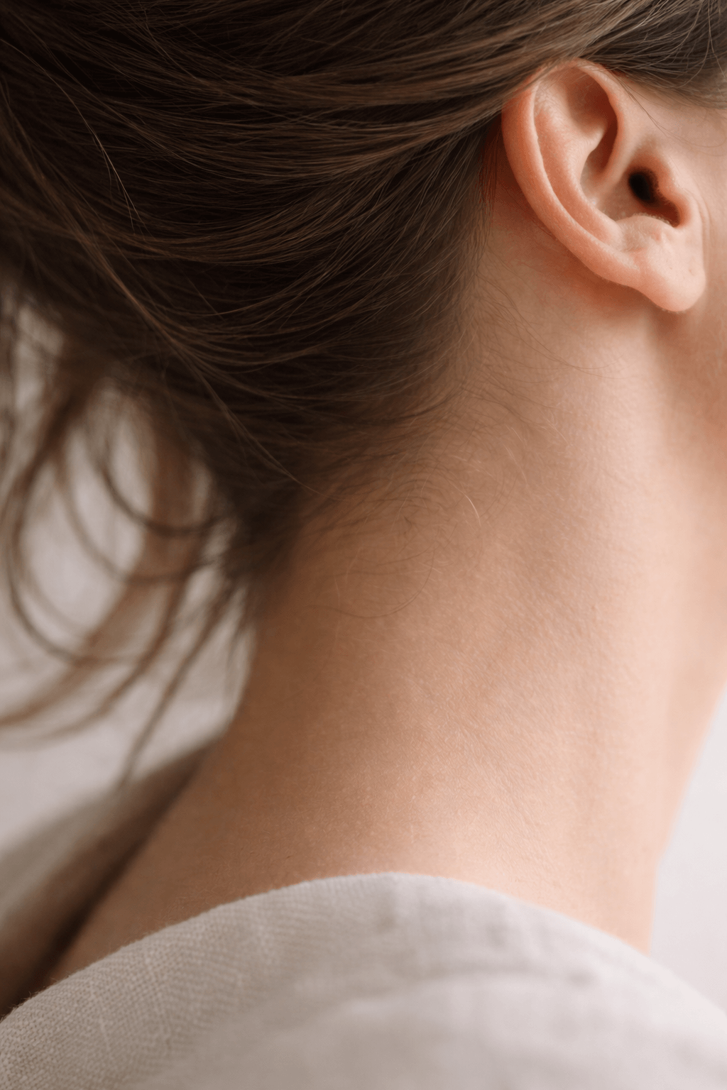 Droge hoofdhuid versus schilfers: verschil en milde aanpak