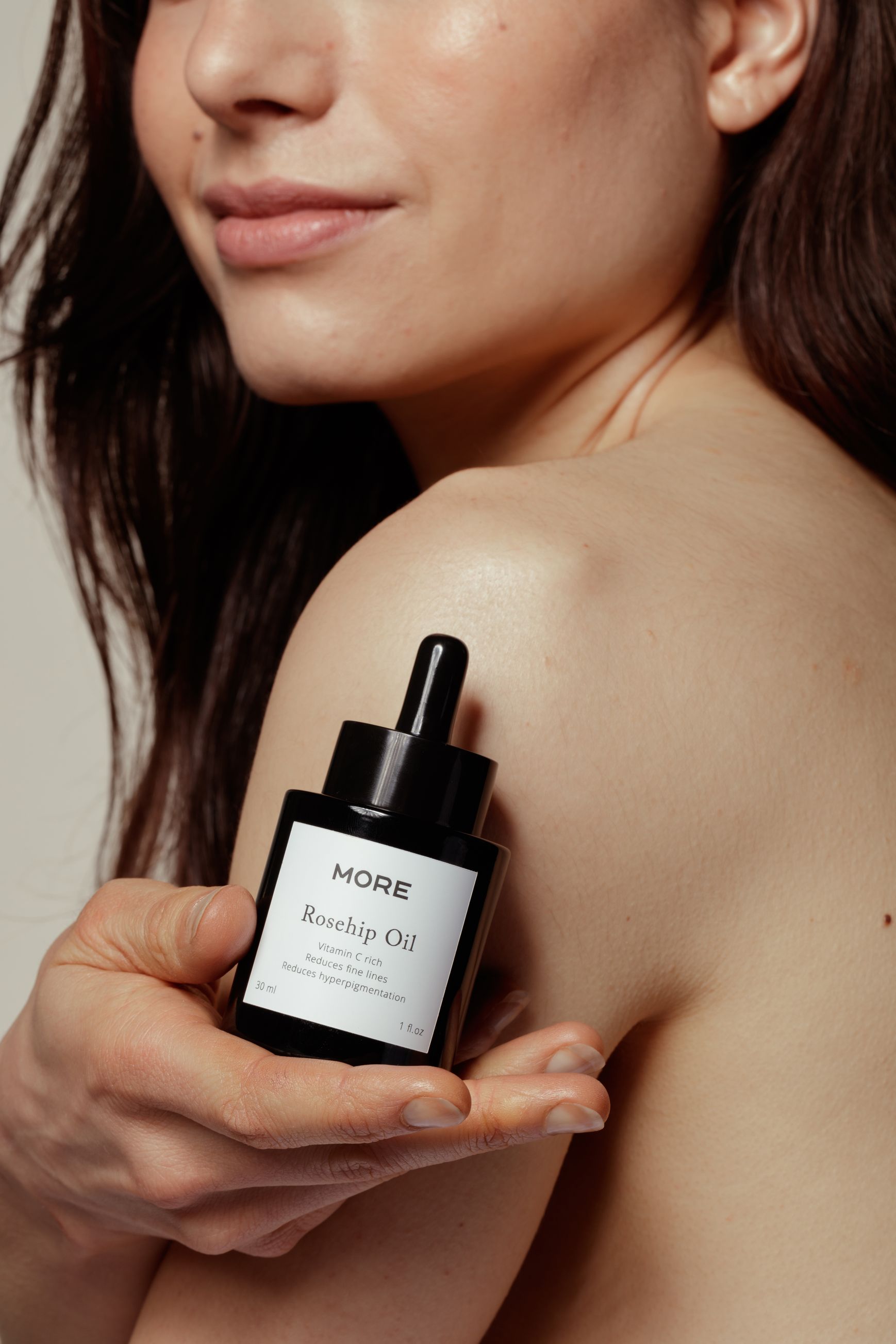 10 effectieve toepassingen van rozenbottelolie