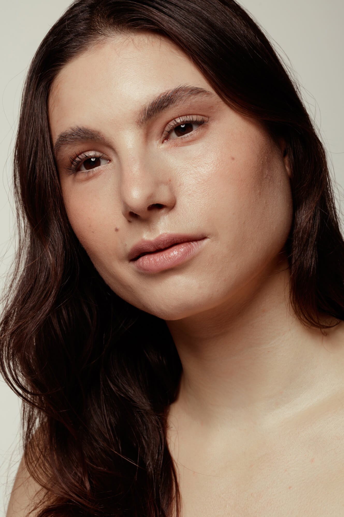 Model normale huid more natural